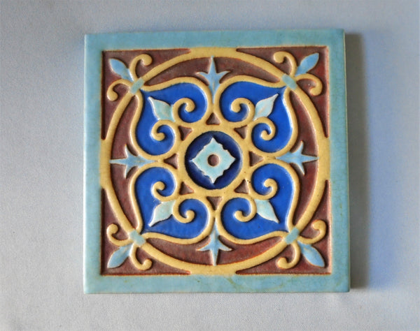 Franklin Pottery Gothic Revival Tile 401 Spanish Bungalow Bill Antique
