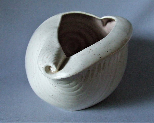 Vintage Ceramic Conch Shell Planter Bungalow Bill Antique